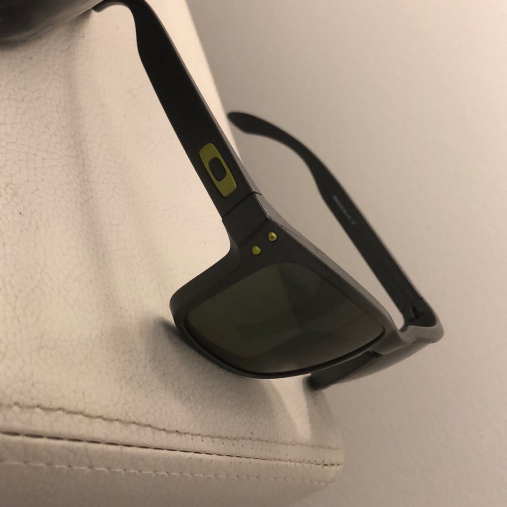 Oakley Holbrook sunglasses